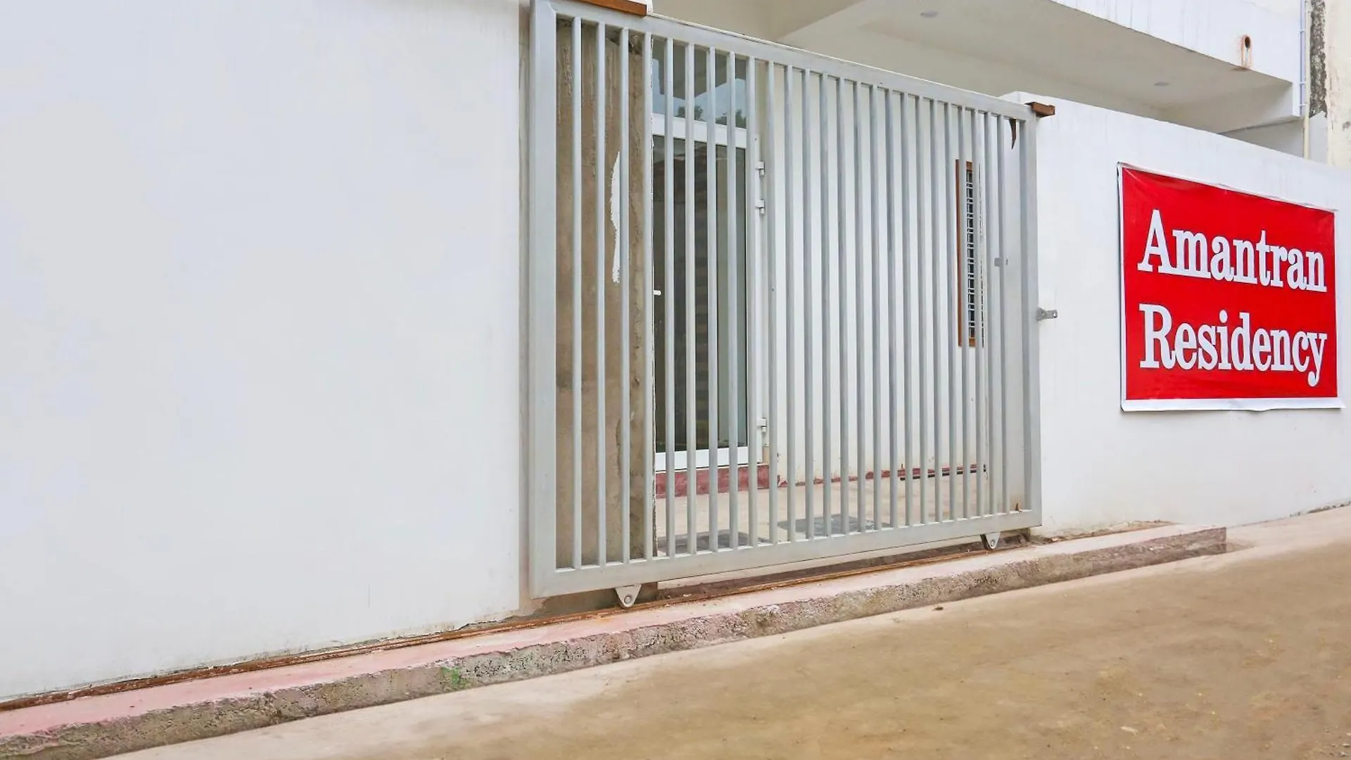 Hotel O Amantran Residency Varanasi